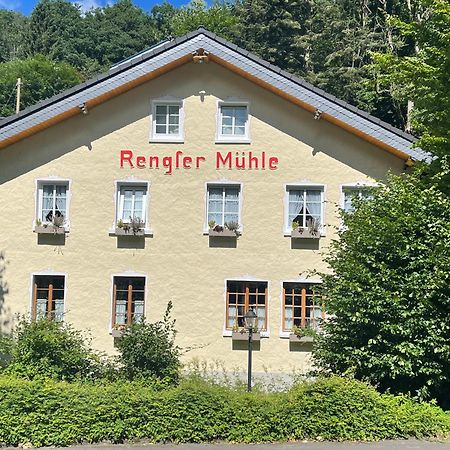 Hotel Restaurant Rengser Muehle Bergneustadt エクステリア 写真