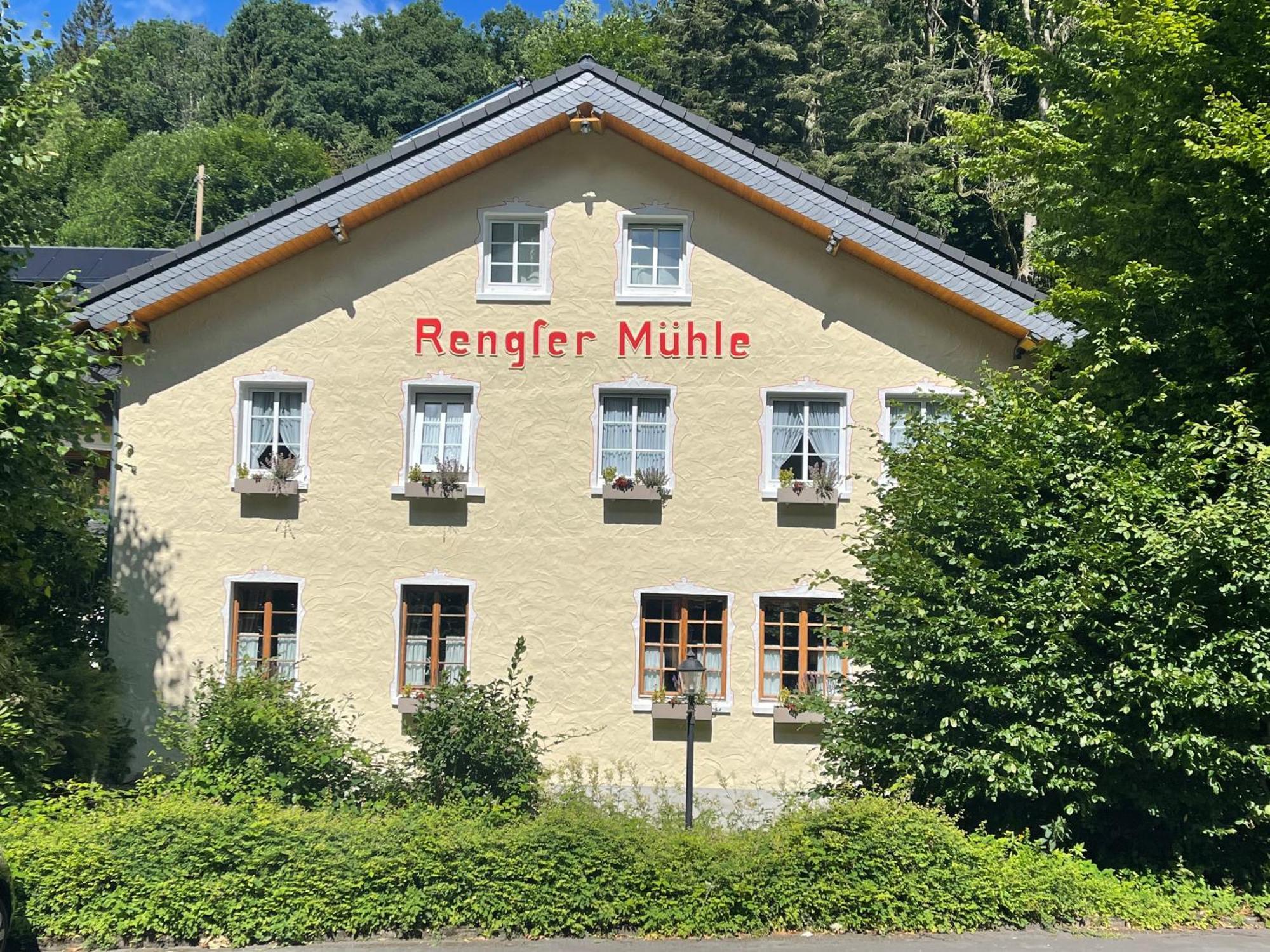 Hotel Restaurant Rengser Muehle Bergneustadt エクステリア 写真